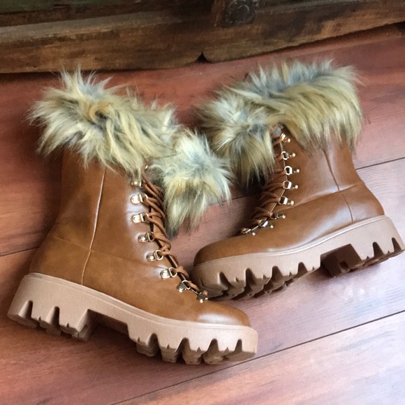 BOOTS WITH THE FURRR - Picture 4 of 4